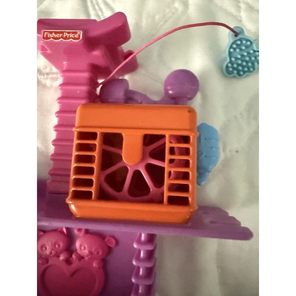 Fisher-Price Loving Family Dollhouse Pet Care Center 2012